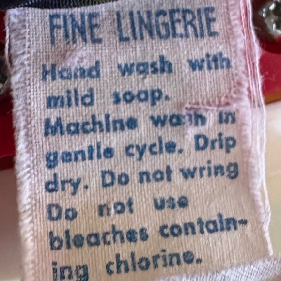 Vintage Floral Lingerie​ - Picture 11 of 12